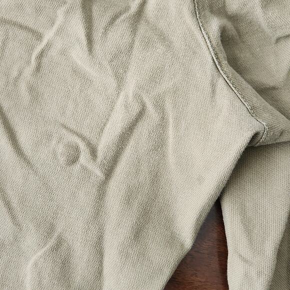 L.L. Bean Women's Classic Fit Cargo Pants Khaki Size 12P - Picture 10 of 10